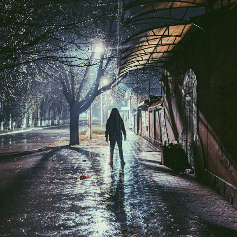 The stranger of a rainy night