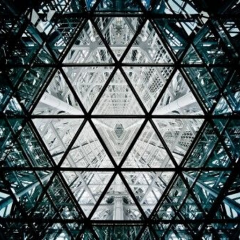 From shattered glass to a diamond