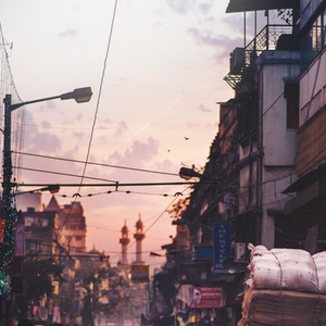 The Swarming Streets
